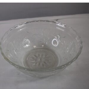 Sandwich Glass Serving Bowl- Vintage Anchor Hocking 6.5" Bowl Pressed Glass